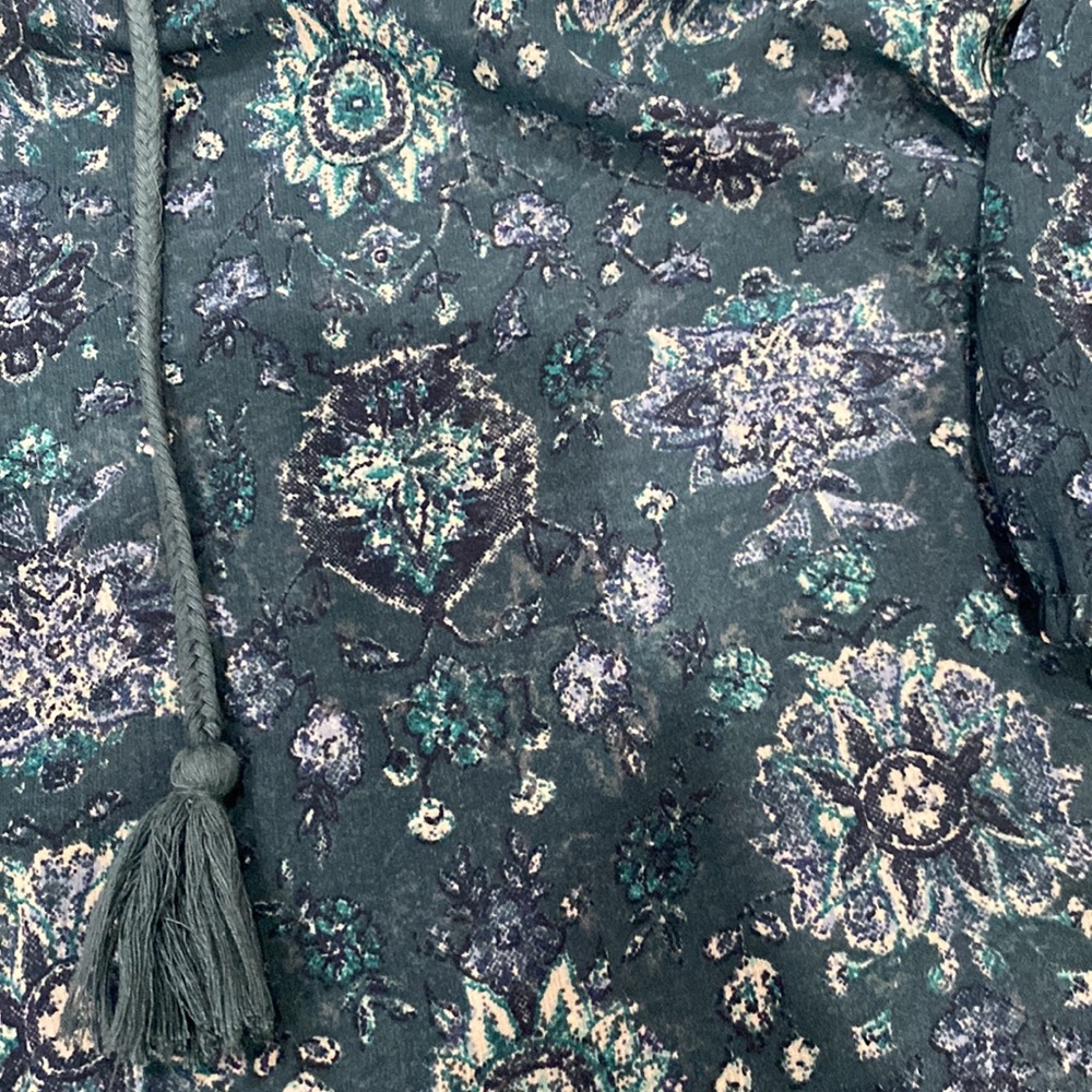Women’s dress top size petite large - Picture 2 of 6